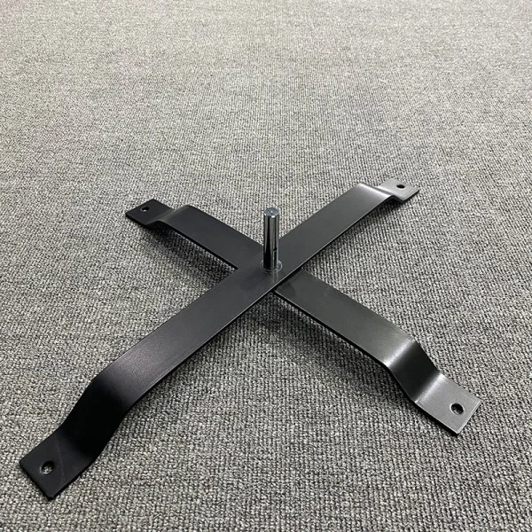 Gospodarsko podnožje ploščatega železnega križa