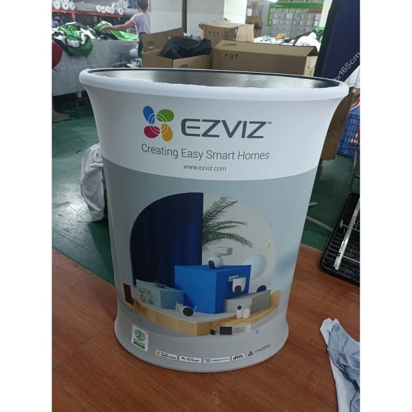 Plastični okrogel dvižni pult